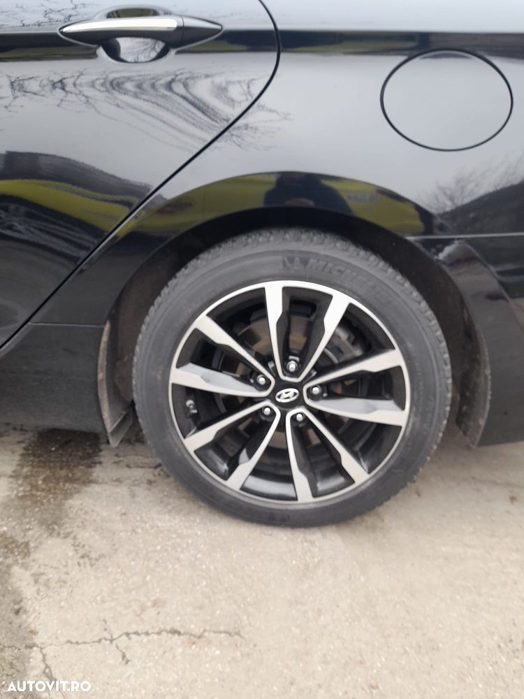 Hyundai i40 1.7 CRDI CW 7DCT ISG Supreme Pack+ - 12