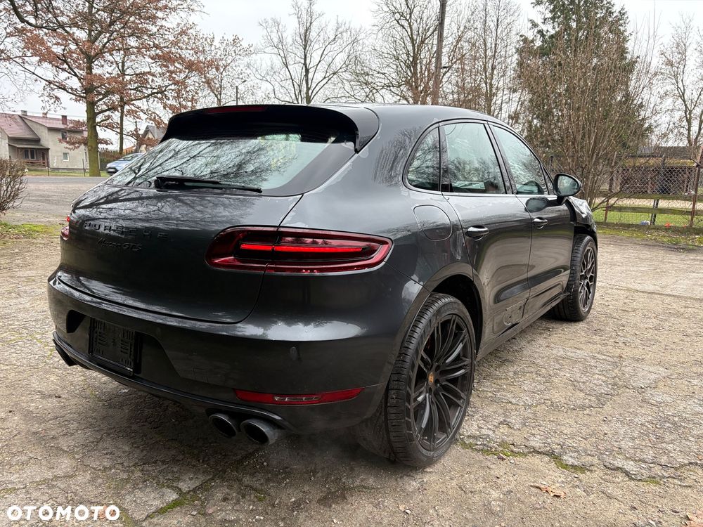 Porsche Macan GTS PDK - 1