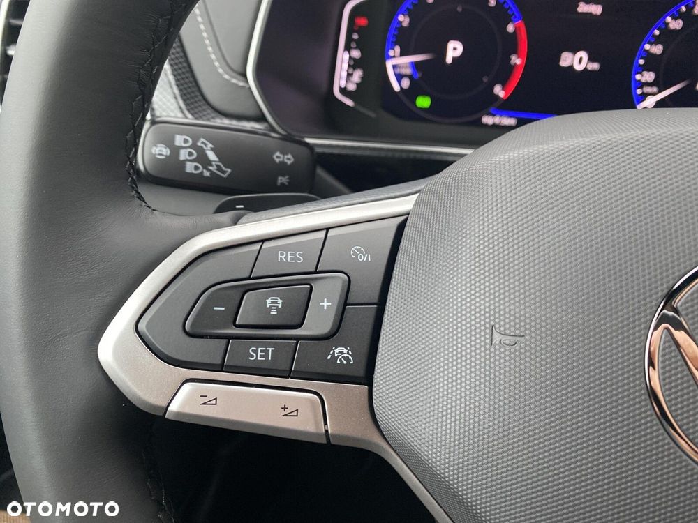 Volkswagen T-Cross - 31