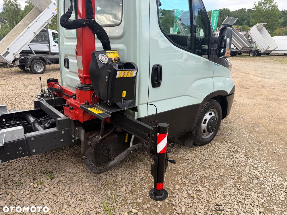 Iveco 35C15 HDS Dżwig 2t Kiper Wywrotka - 12