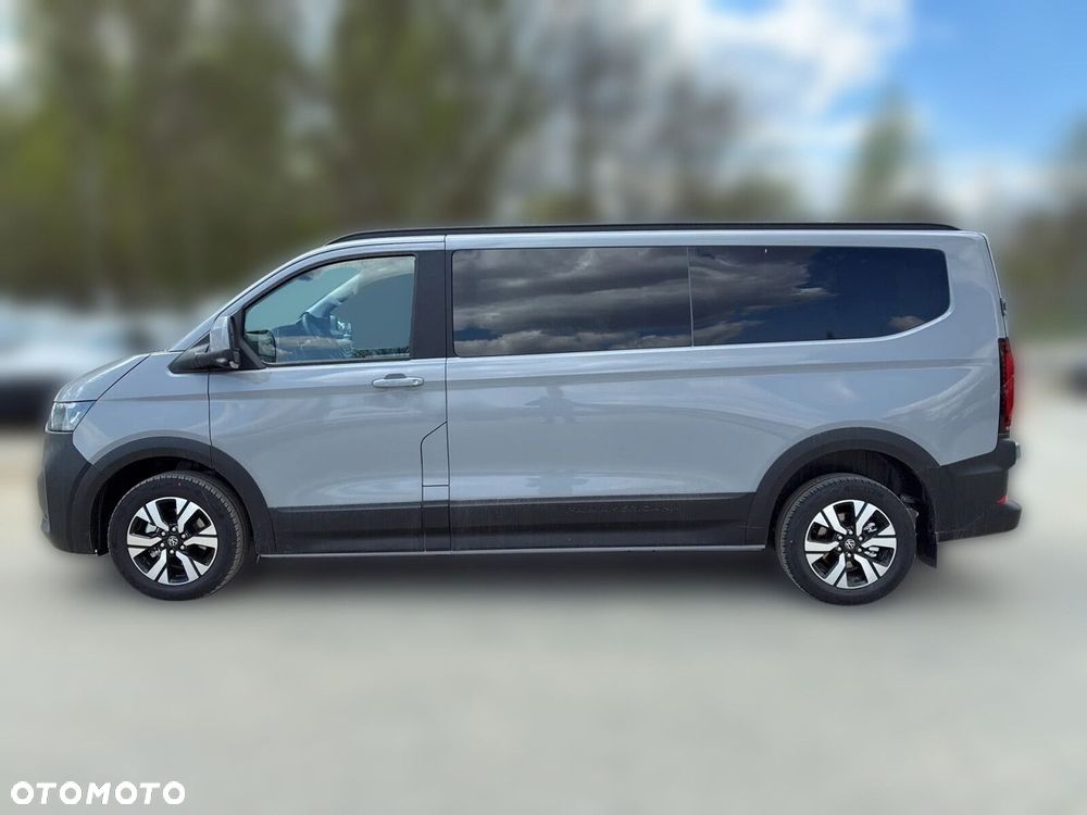 Volkswagen Caravelle - 8