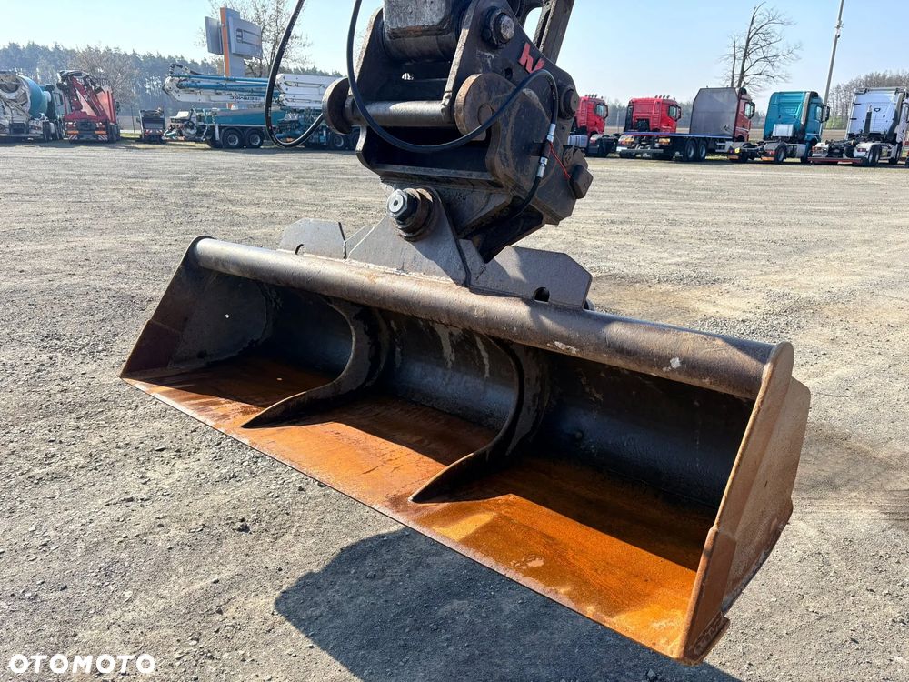 Kobelco NEW HOLLAND KOBELCO E235SR-1ES - 21