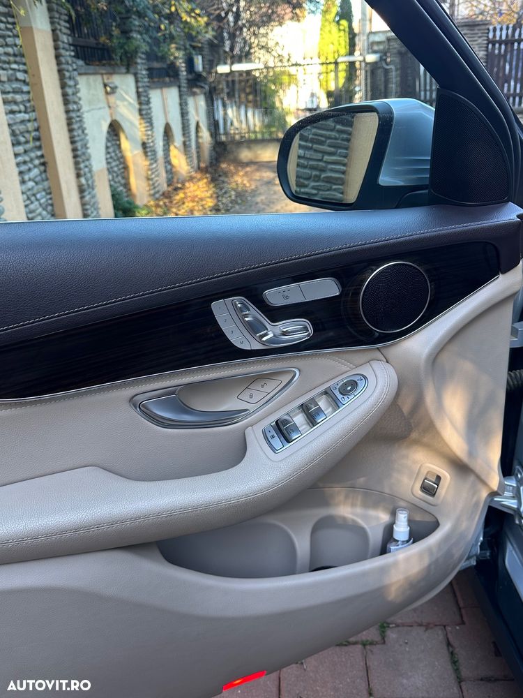 Mercedes-Benz GLC 250 d 4Matic 9G-TRONIC Exclusive - 11