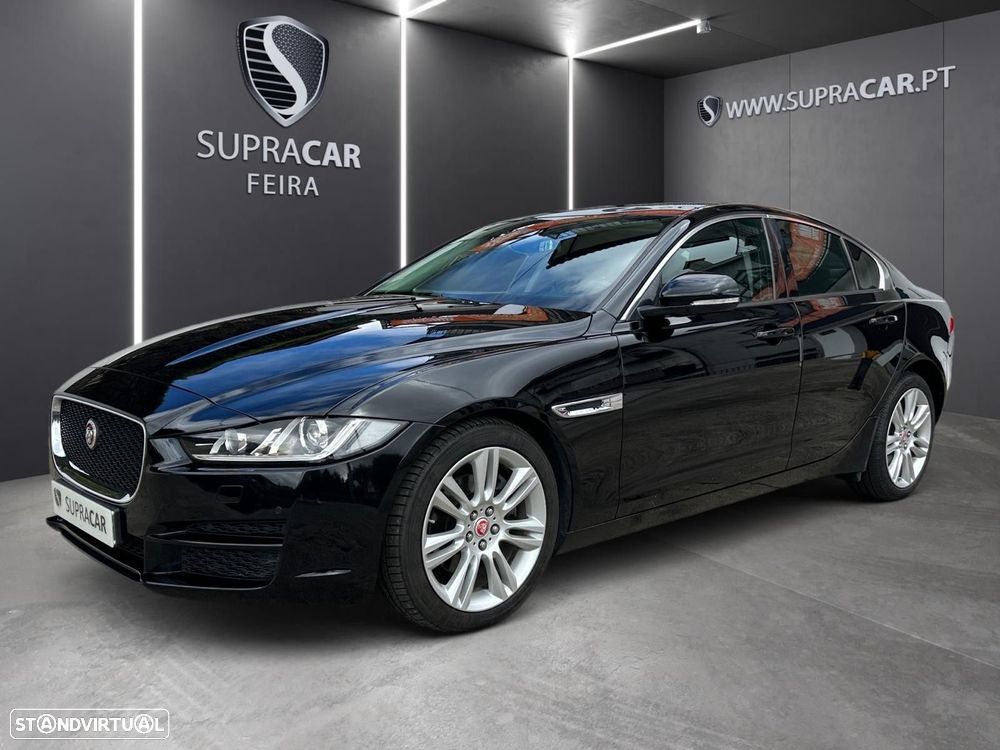 Jaguar XE 2.0 D Prestige Aut. - 1