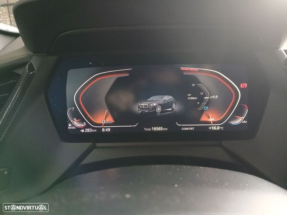 BMW 116 d Pack Desportivo M Auto - 23