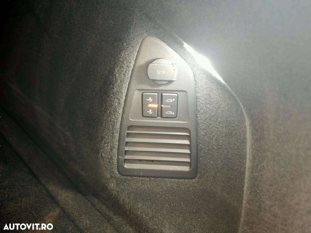 Volkswagen Touareg 3.0 V6 TDI 4Motion DPF Automatik R-Line - 10