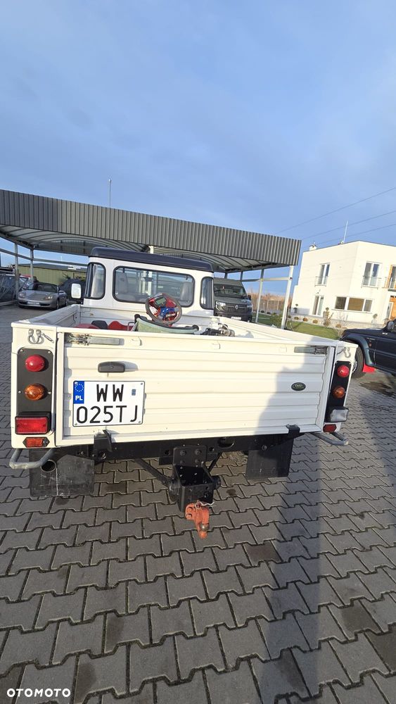 Land Rover Defender 110 Hard Top E - 8