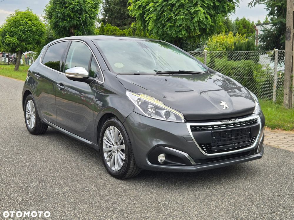 Peugeot 208 1.6 BlueHDi Allure S&S - 17
