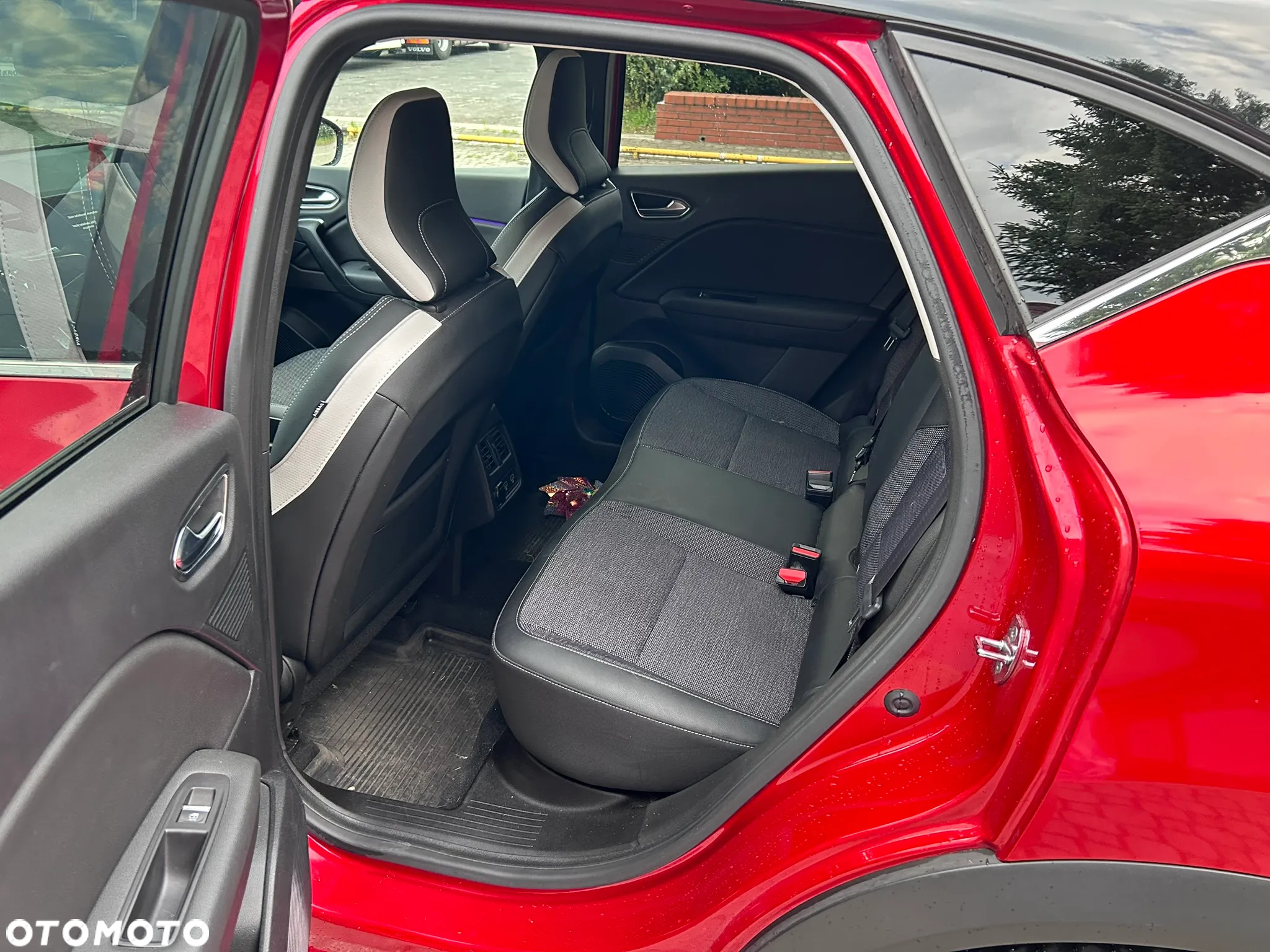 Renault Captur 1.0 TCe Intens - 11