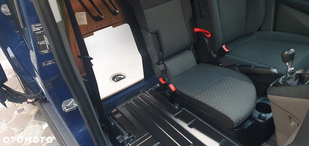 Ford Transit connect - 18