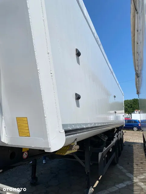 Schmitz Cargobull - 3