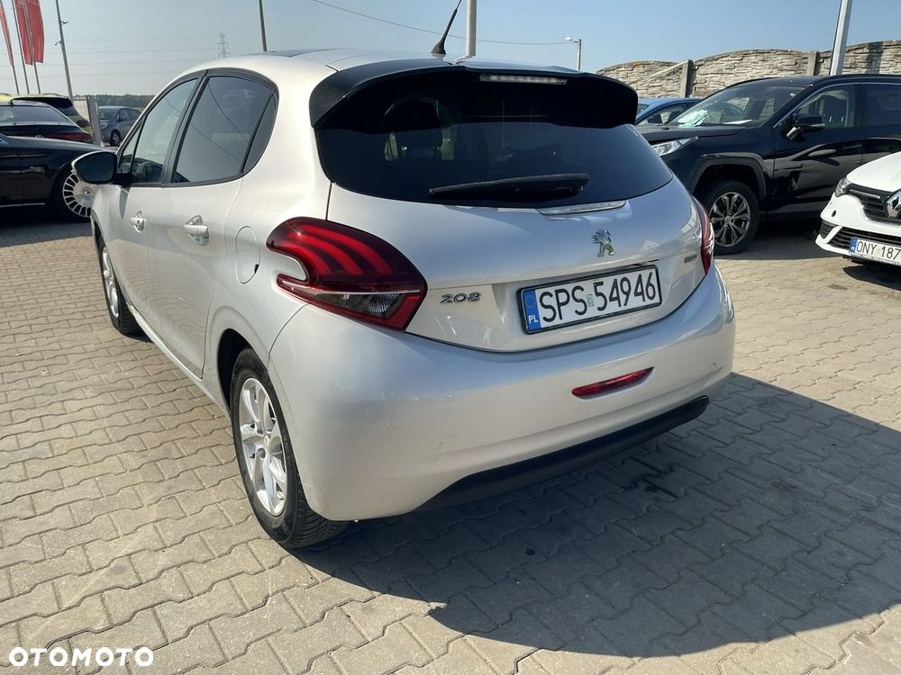 Peugeot 208 1.2 VTi Style - 4
