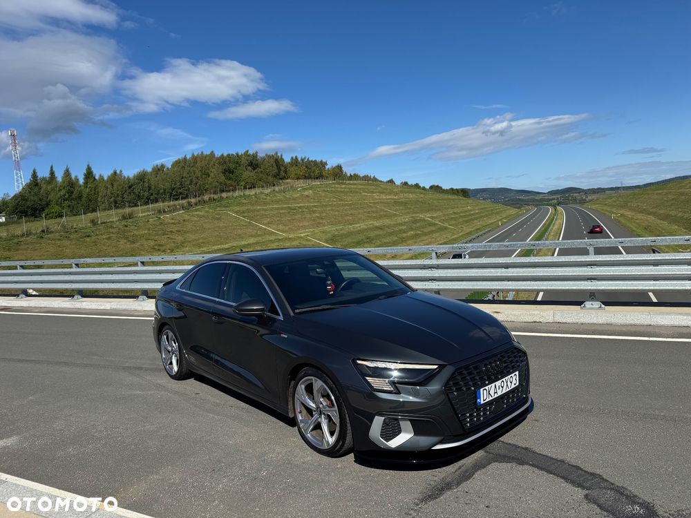 Audi A3 Limousine 35 TFSI S tronic S line - 1