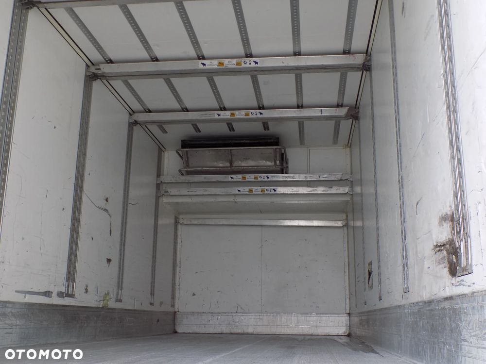 Schmitz ZABUDOWA BDF - 7