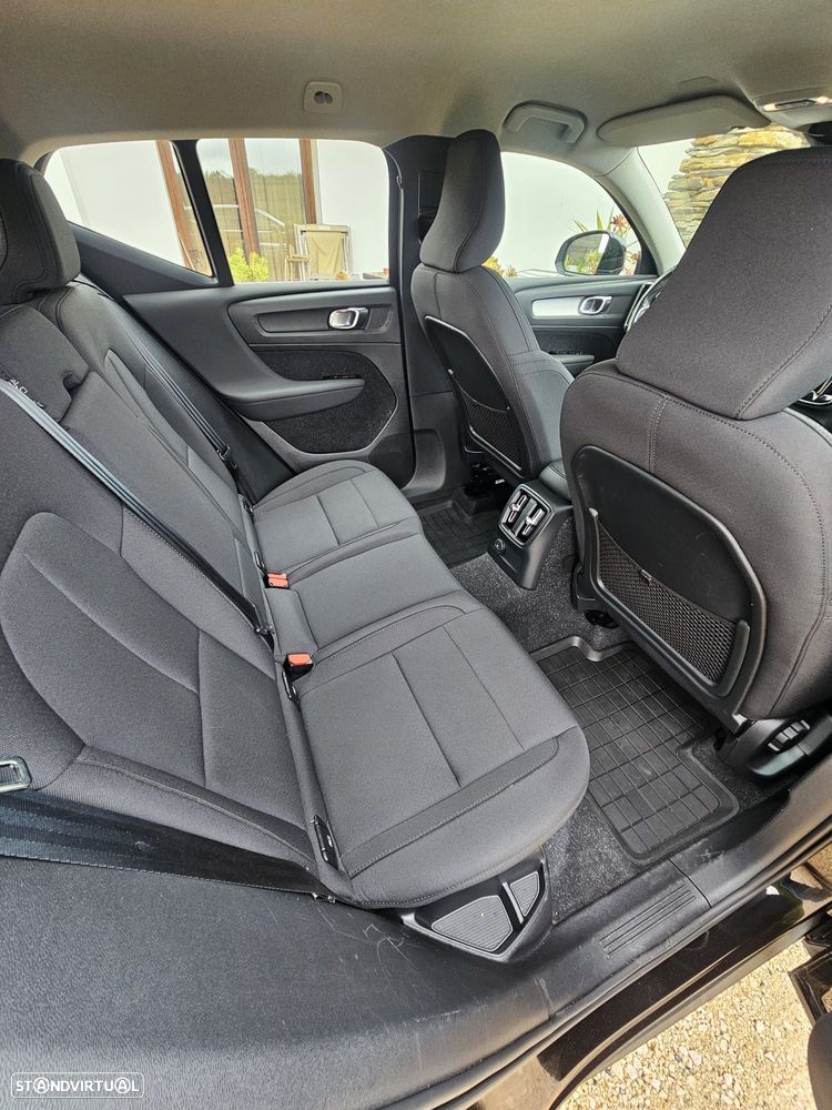 Volvo XC 40 1.5 T5 PHEV Momentum Plus - 12