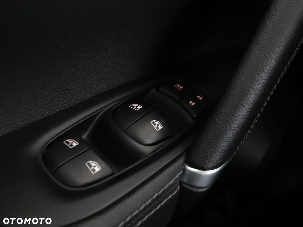 Nissan Qashqai 1.6 DIG-T Tekna - 34