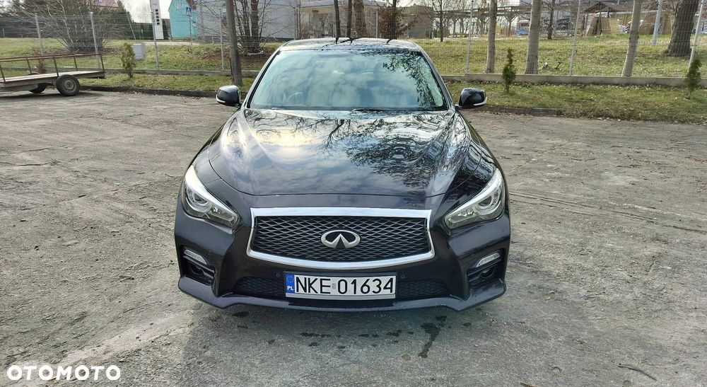 Infiniti Q50 2.0t Sport Sound Studio by Bose - 9