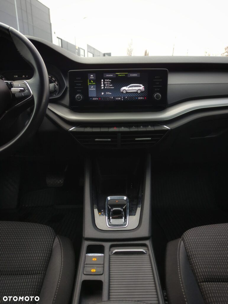 Skoda Octavia 2.0 TDI Ambition DSG - 27