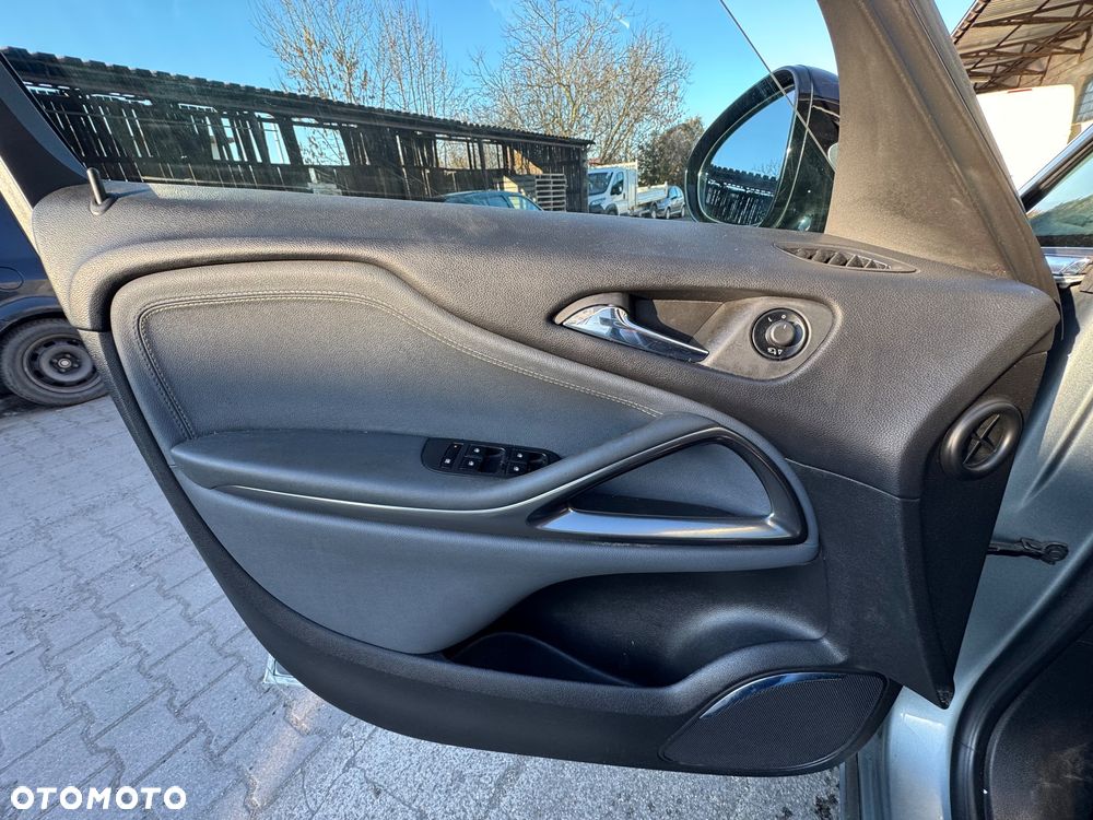 Opel Zafira - 19