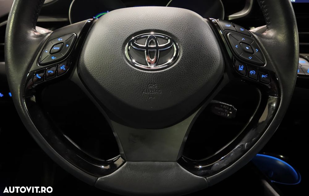 Toyota C-HR 1.8 HSD 122 CP 4x2 CVT C-lassy bi-tone - 21