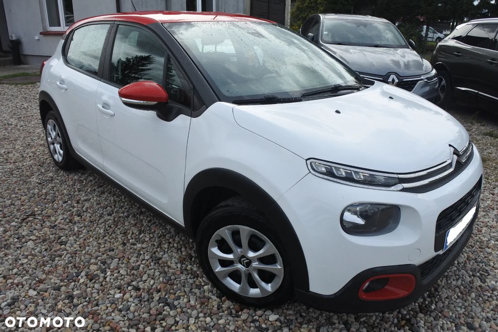 Citroën C3 Pure Tech 82 SHINE - 1