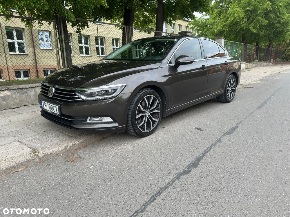 Volkswagen Passat 2.0 TDI BMT Comfortline - 11