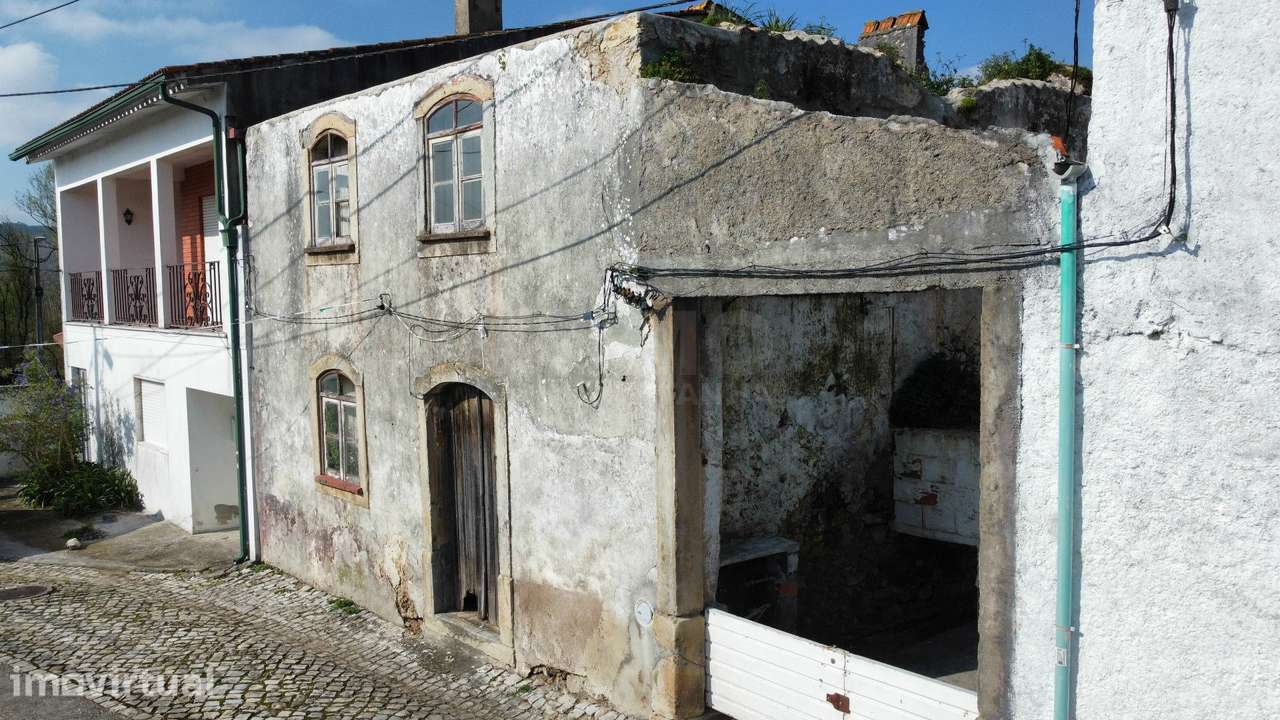 Moradia V6 p/ Restaurar - Adémia - 5 minutos de Coimbra - Grande imagem: 2/12