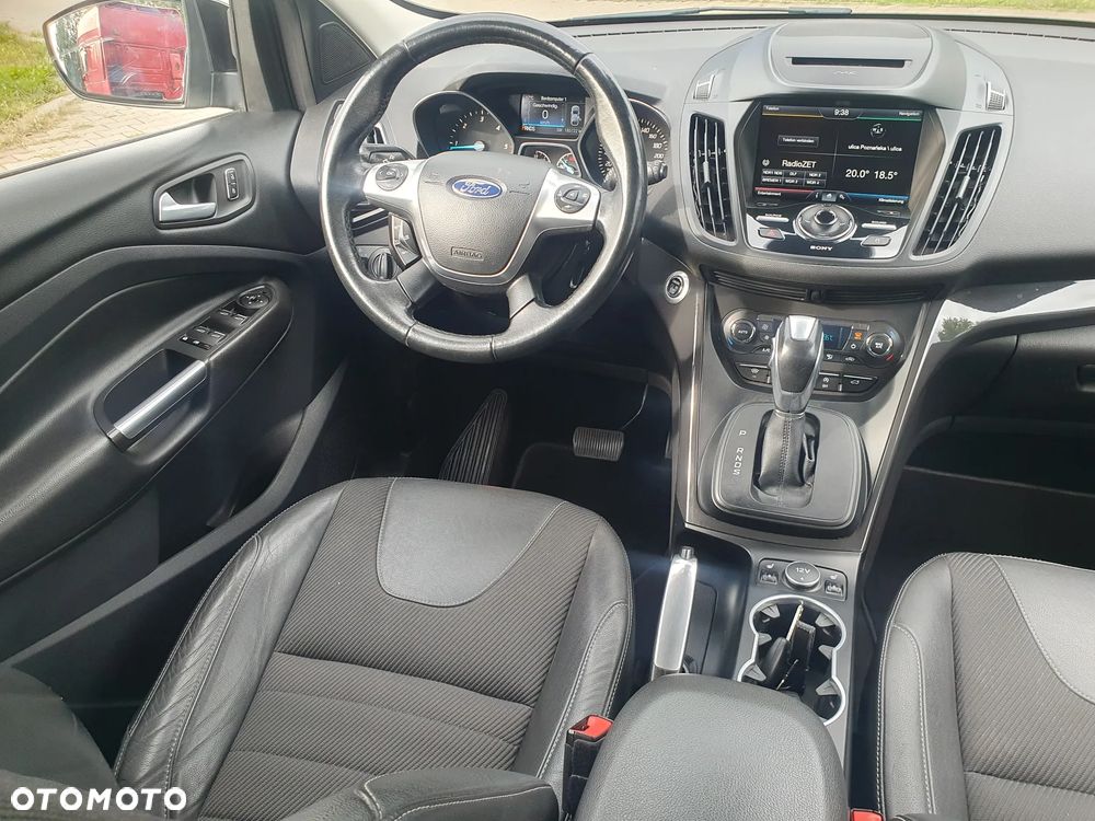 Ford Kuga 2.0 TDCi 4x4 Titanium - 10