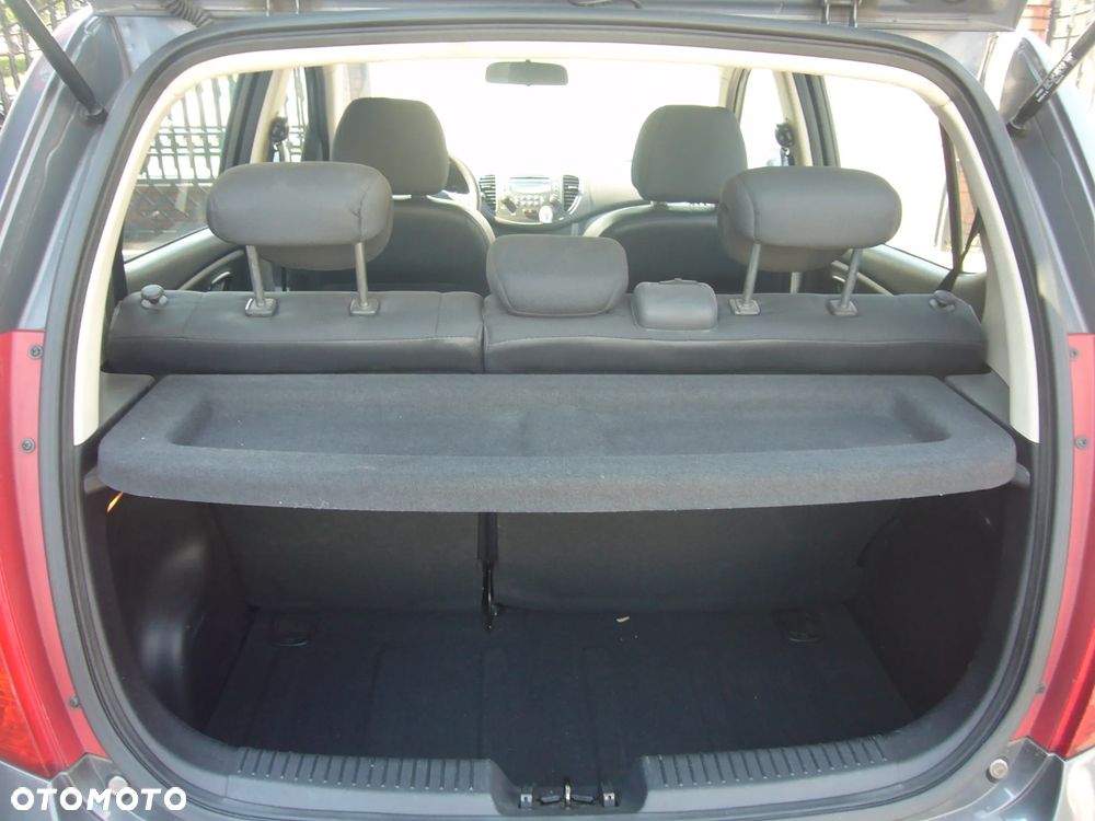 Hyundai i10 1.1 Comfort - 20