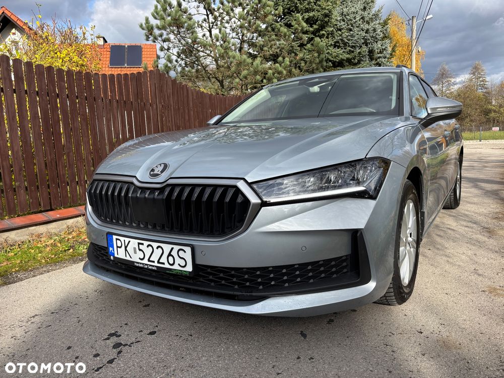 Skoda Superb 2.0 TDI SCR Essence DSG - 5