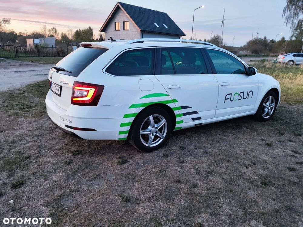 Skoda Octavia 1.5 TSI ACT DSG Style - 5