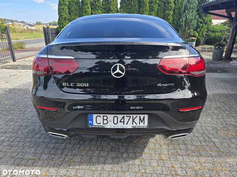Mercedes-Benz GLC 300 4-Matic - 5