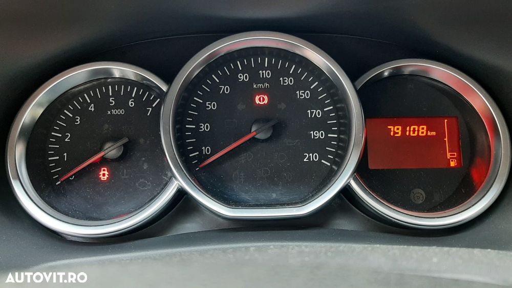 Dacia Sandero - 5