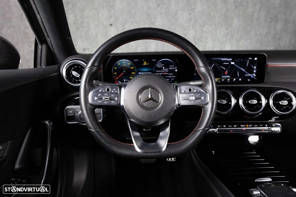 Mercedes-Benz A 250 e 8G-DCT AMG Line - 49