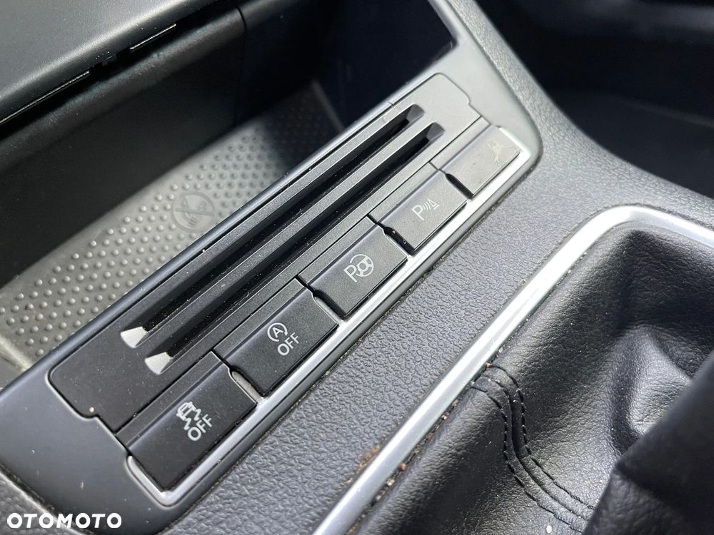 Volkswagen Tiguan 2.0 TDI DPF BlueMotion Technology Trend & Fun - 24