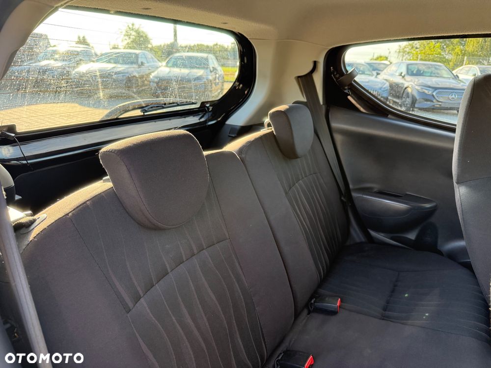 Nissan Pixo 1.0 Visia - 15