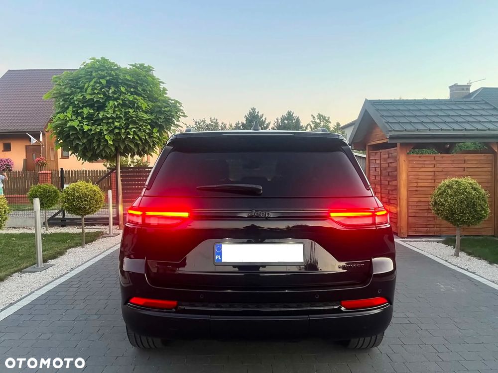 Jeep Grand Cherokee - 6