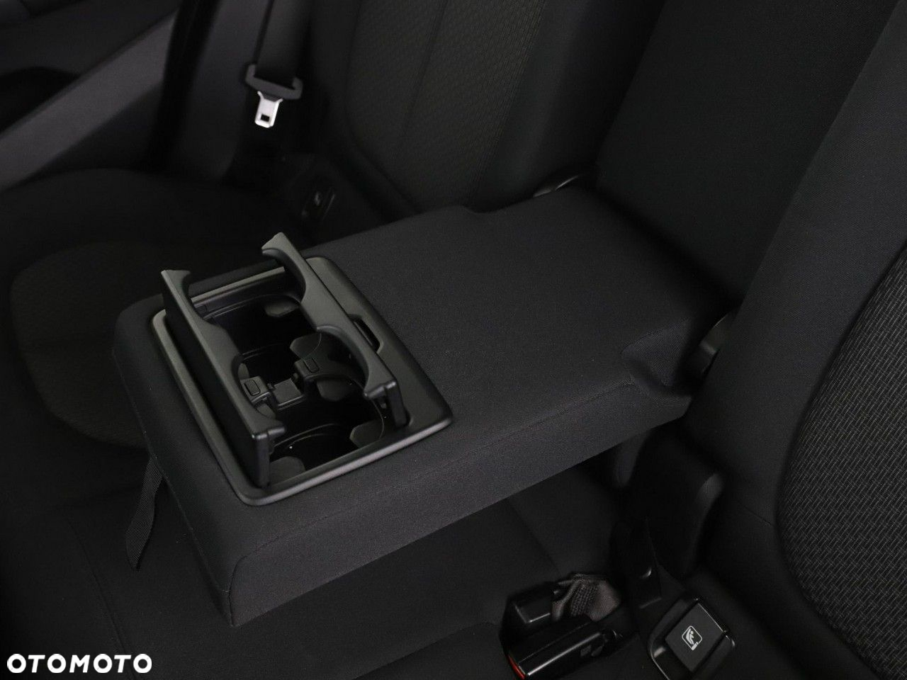 BMW X1 sDrive18d Advantage - 38