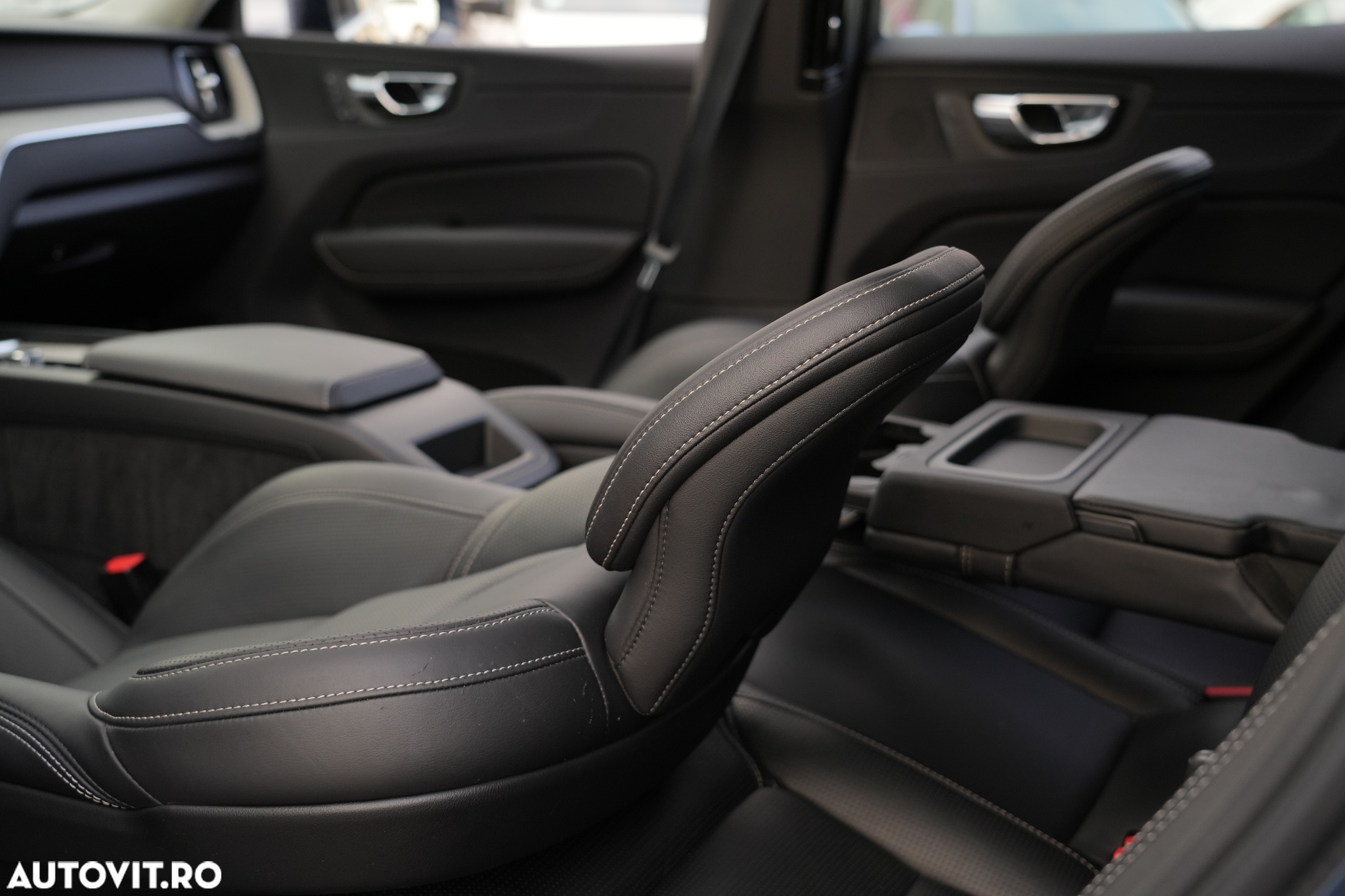 Volvo XC 60 T8 AWD Recharge Geartronic Inscription - 25