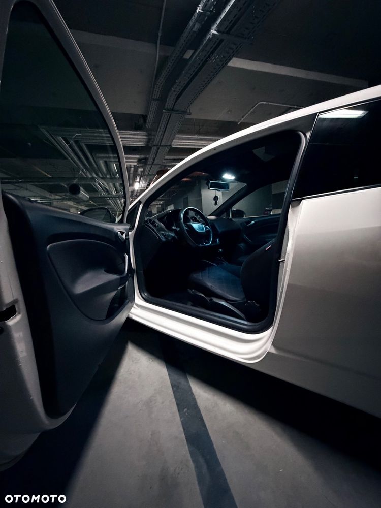 Seat Ibiza SC 1.4 TSI DSG Cupra - 14