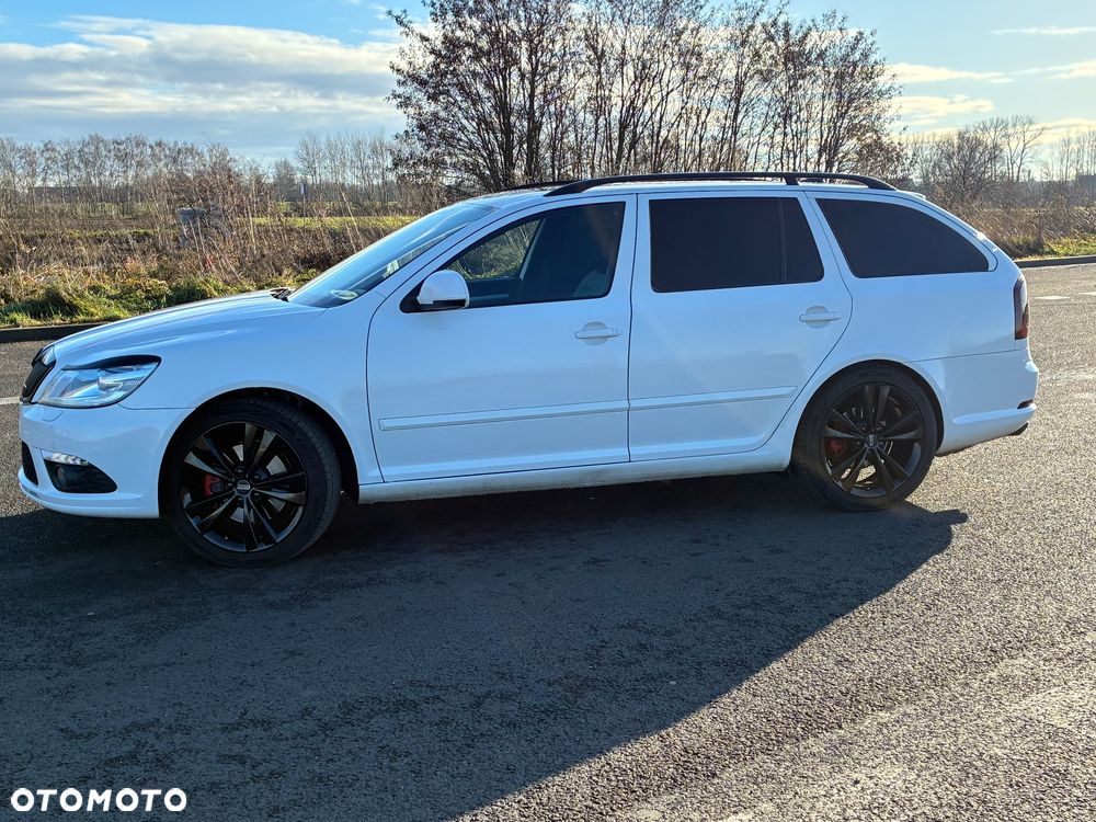 Skoda Octavia 2.0 TDI RS DSG - 4