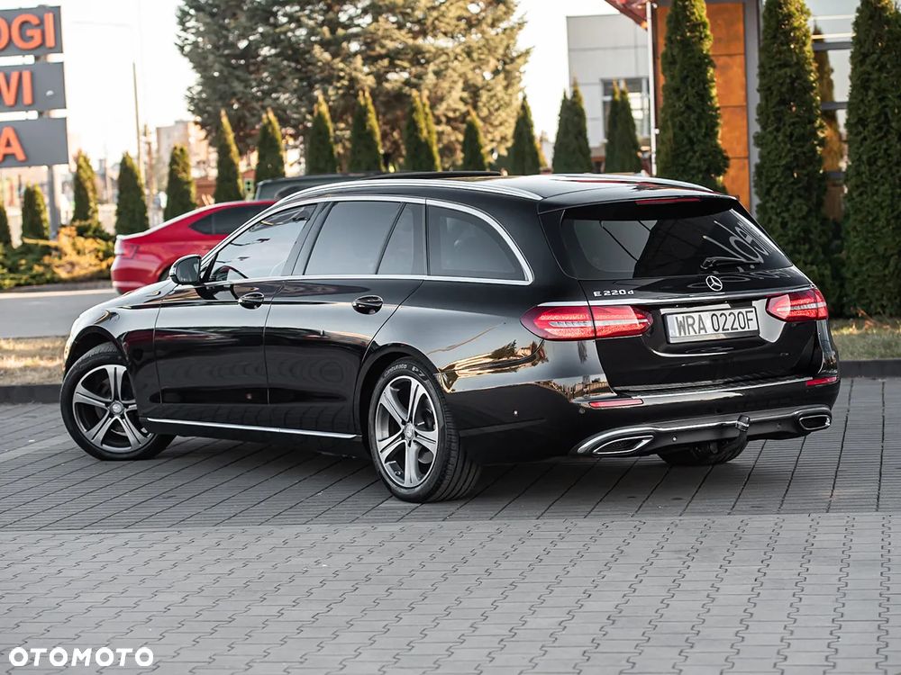 Mercedes-Benz Klasa E 220 d Business Edition 9G-TRONIC - 9