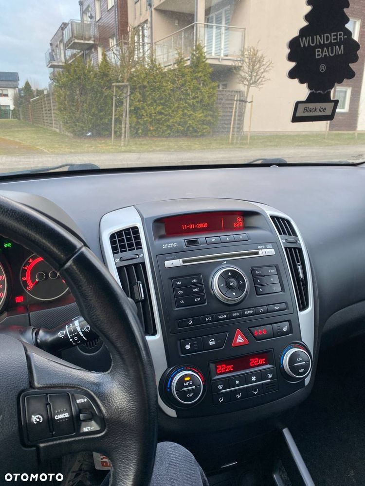 Kia Ceed 1.6 Crdi Comfort - 2