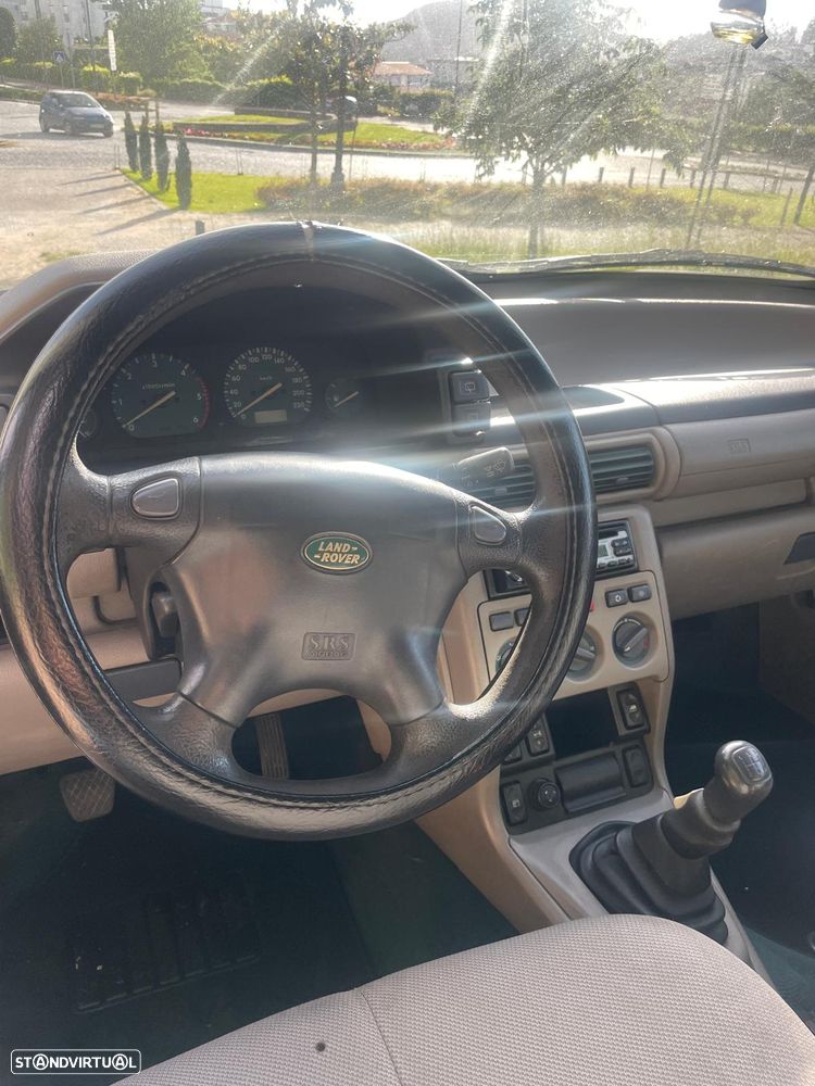 Land Rover Freelander 2.0 di - 8
