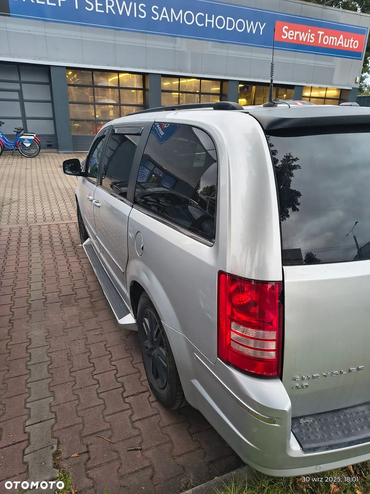 Chrysler Town & Country 4.0 Limited - 27