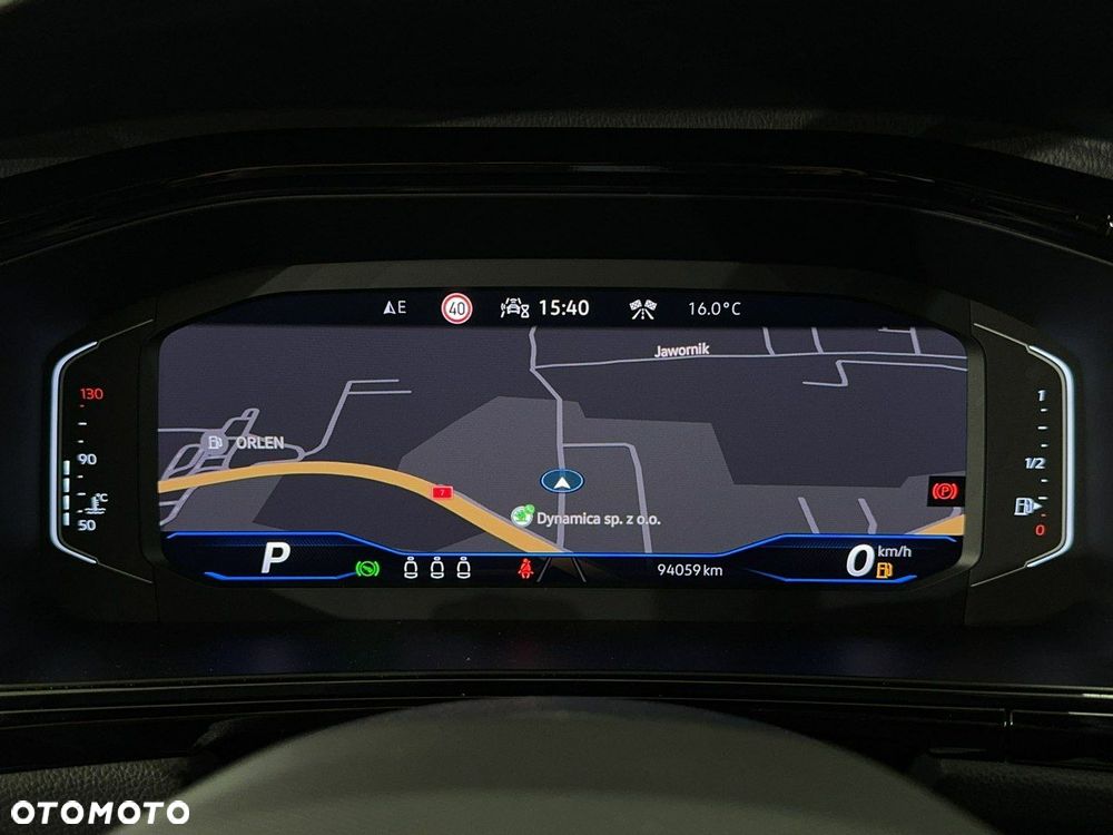 Volkswagen T-Roc - 24