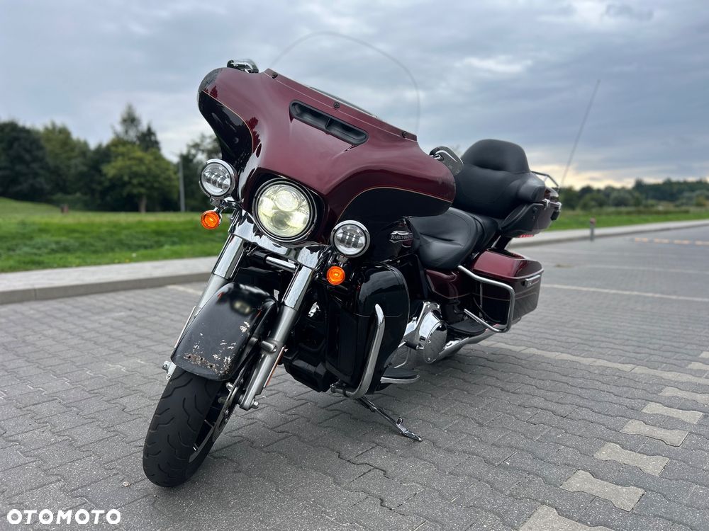 Harley-Davidson FLHTCU Ultra - 2