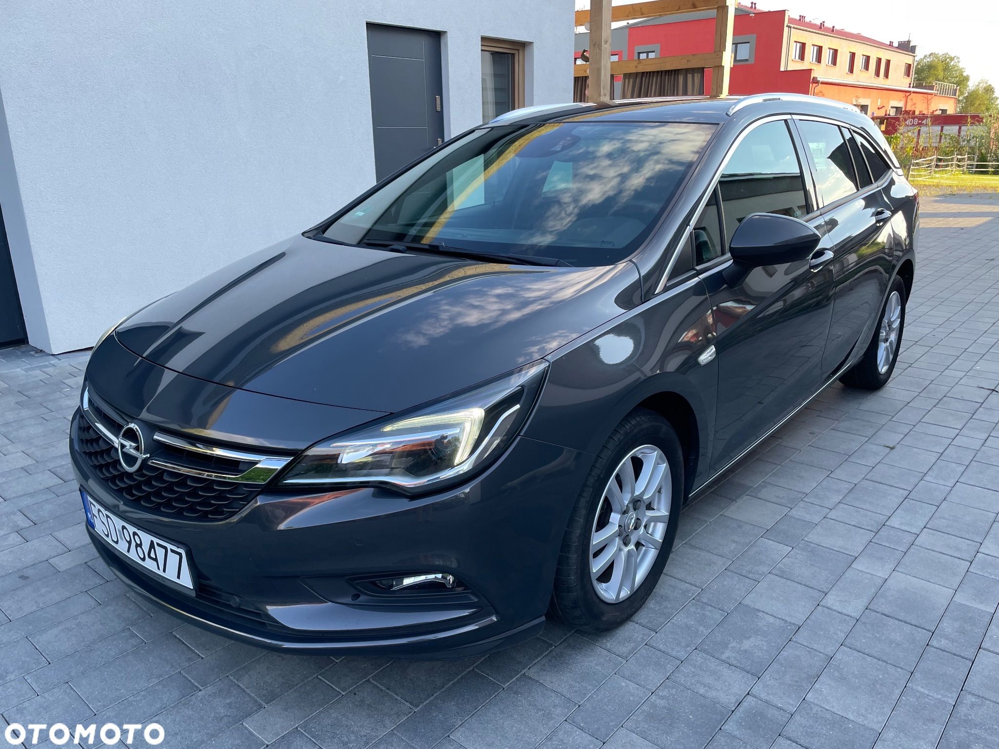 Opel Astra 1.6 D (CDTI) Start/Stop Innovation - 1