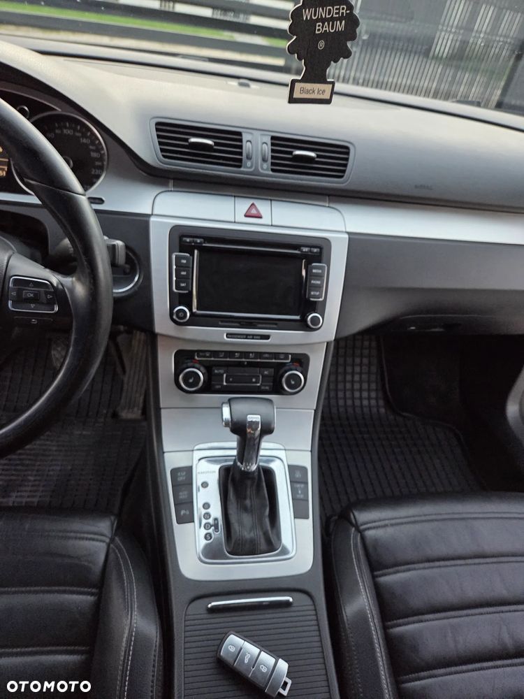 Volkswagen CC - 32