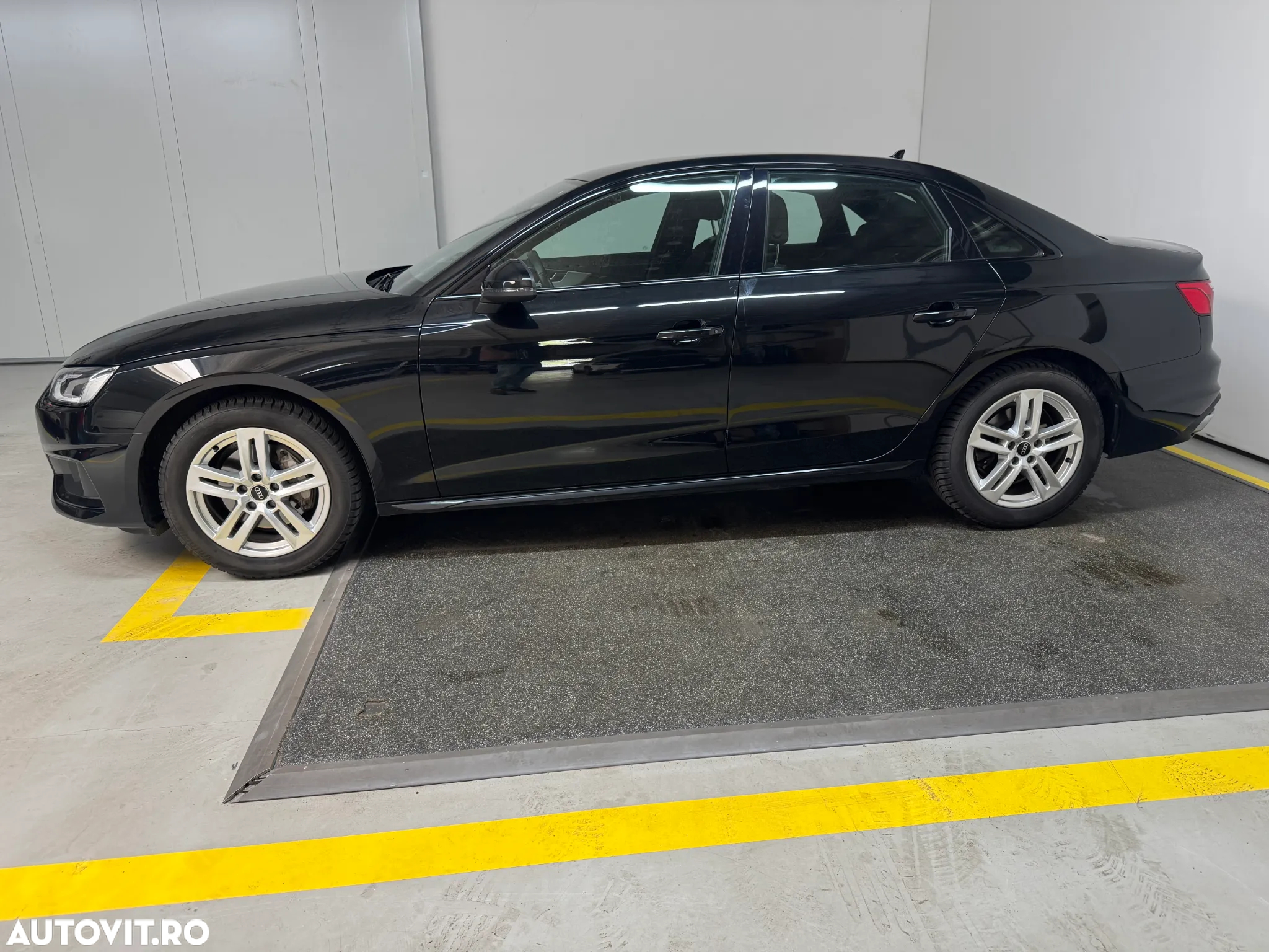 Audi A4 40 TDI S tronic MHEV Advanced - 2